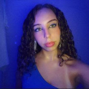 Meet your Posher, Manuela